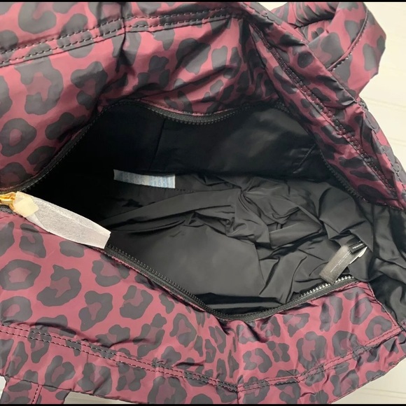 Authentic MARC JACOBS Quilted leopard large zip tote - Picture 12 of 12